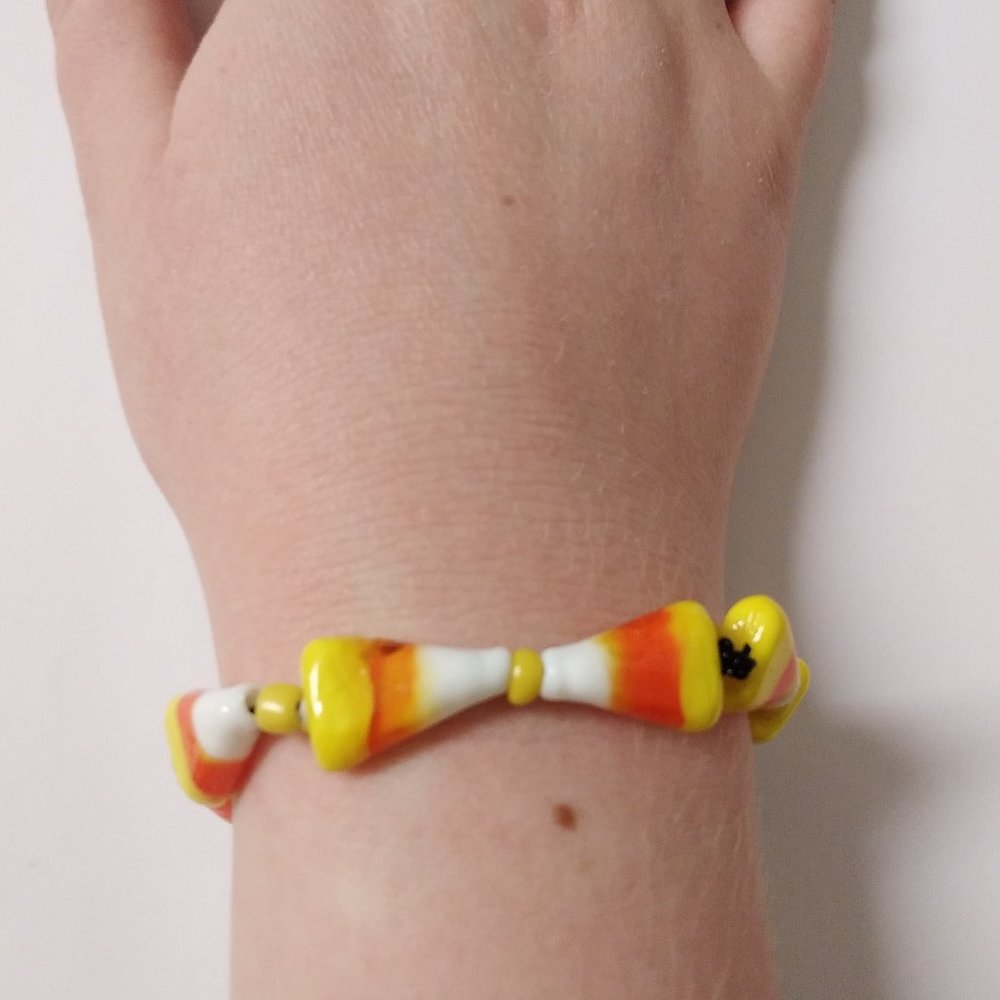 Candy corn homemade bracelet💛🧡 - Picture 3 of 4